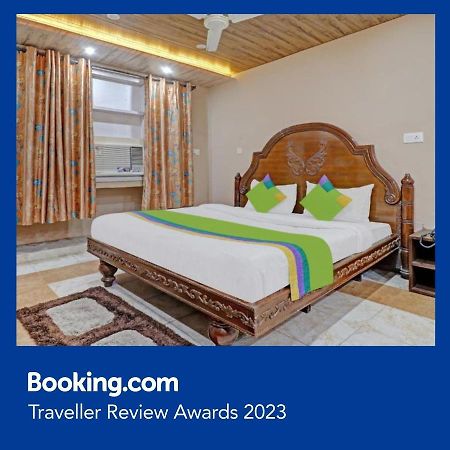 Hotel Vikrant Pinjaur Εξωτερικό φωτογραφία