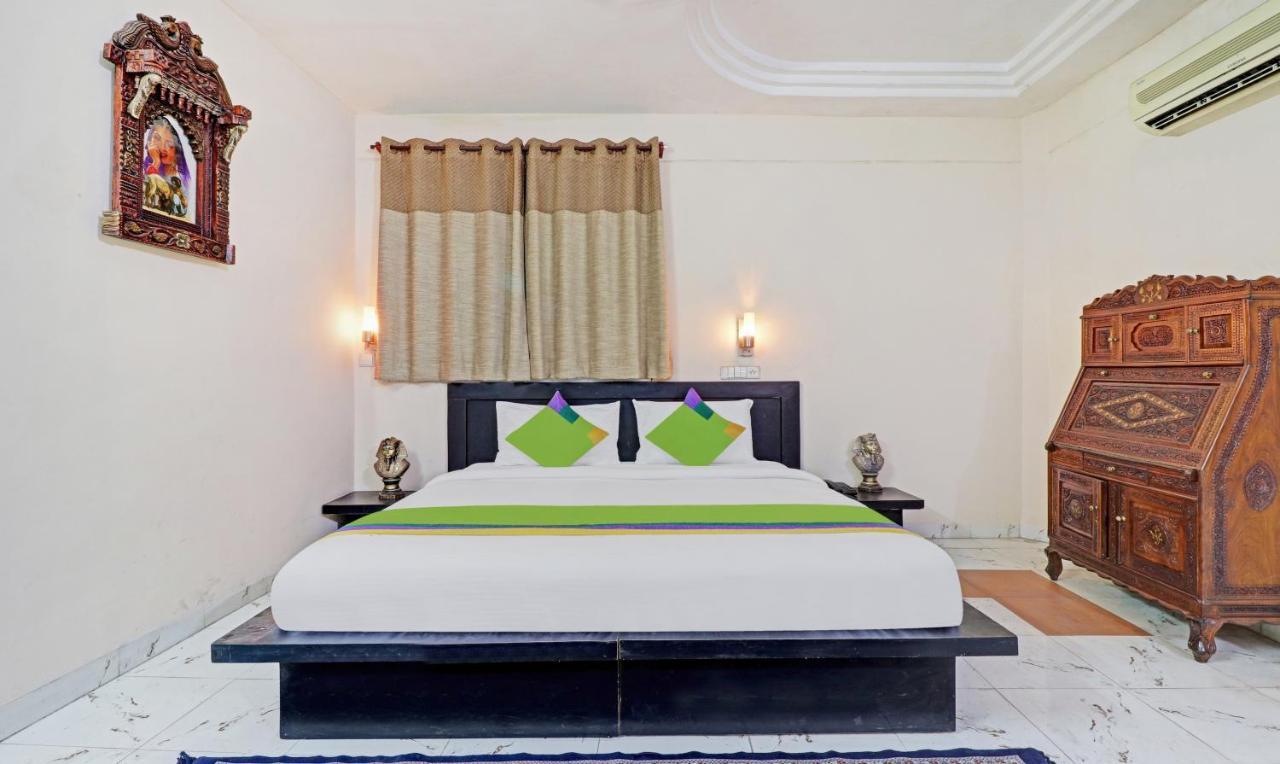 Hotel Vikrant Pinjaur Εξωτερικό φωτογραφία